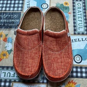 Waco Siesta Gemstone Slide Season Slip on Shoe